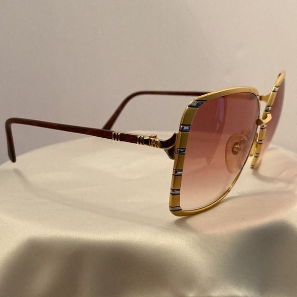 Helena Rubinstein Sunglasses Vintage HR2-02 Gold Square Rare Sunglasses - Picture 8 of 13